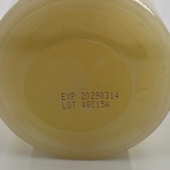 MOISTURIZING BODY GLAZE PEACH DONUT SCENT BODY LOTION BODY BUTTER 8 OZ NEW - Picture 3 of 3